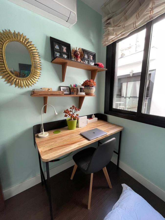 Charming home with private terrace,heart of Málaga Exterior foto